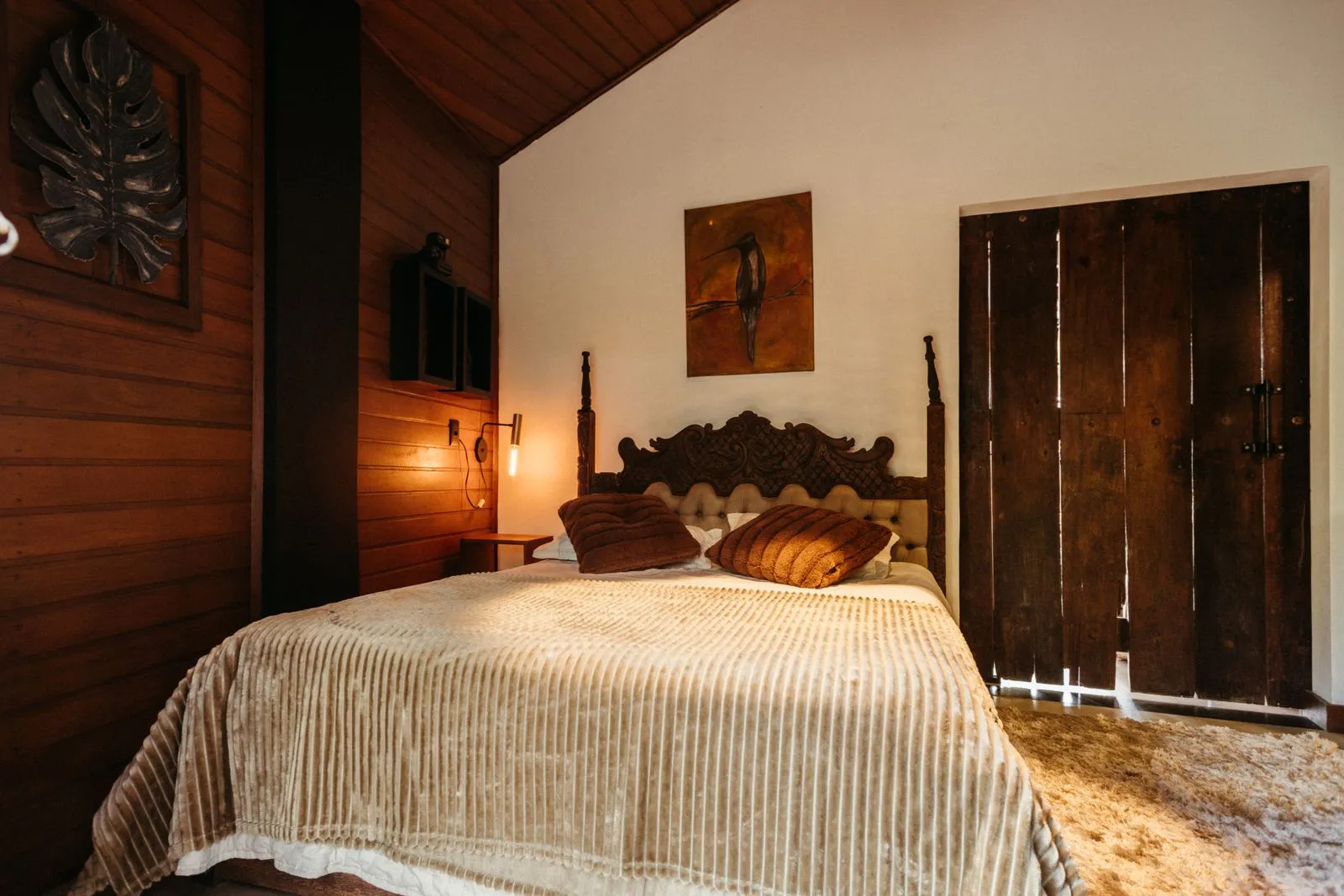 How to Choose the Right Wooden Bed